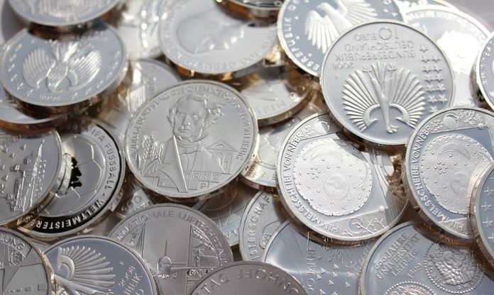 dream-of-receiving-silver-coins-interpretation-and-meaning